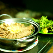 Thịt Dê tươi Ninh Thuận hấp gừng hoặc hấp lá tía tô