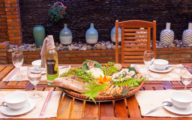 Vietnam Home Restaurant - Hải sản tươi sống