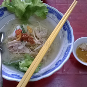 Phở gà thơm bổ