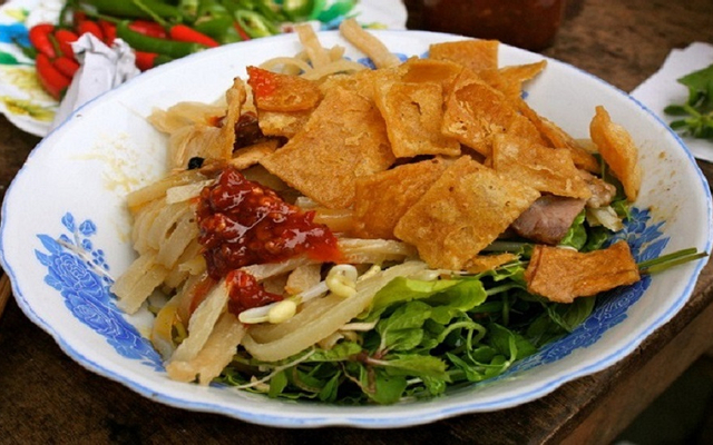 Thu Hà - Mì Quảng & Cao Lầu