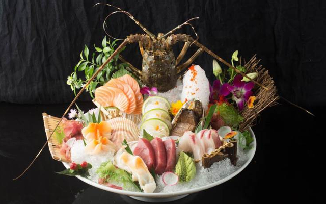 Dozo Sushi Dining - Vincom Metropolis