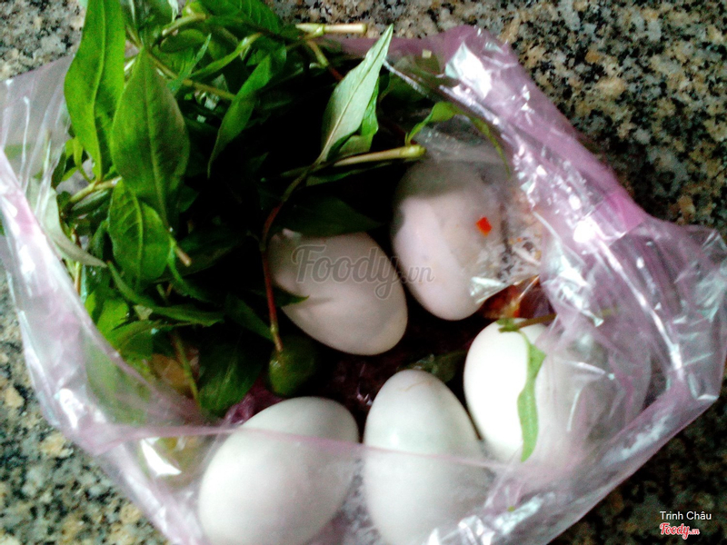 5 trứng Hột vịt lộn luộc 30k