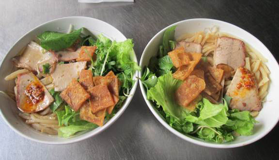 Quán Nhung - Bún Mắm, Bánh Bèo & Cao Lầu