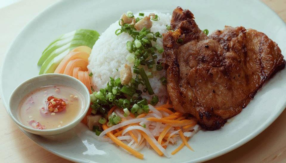Cơm Tự Chọn Family Rice - Nguyễn Trọng Tuyển