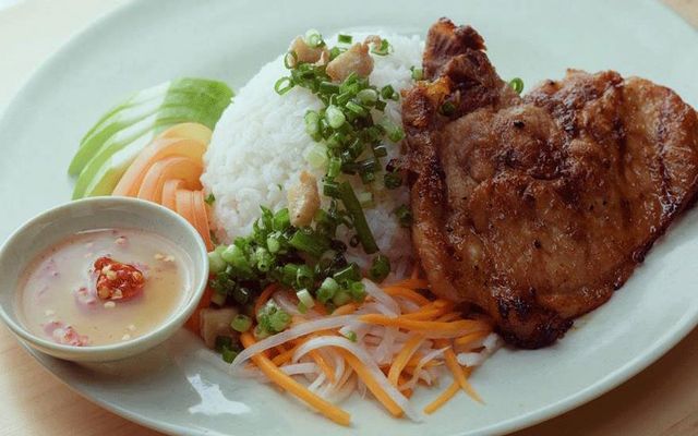 Cơm Tự Chọn Family Rice - Nguyễn Trọng Tuyển