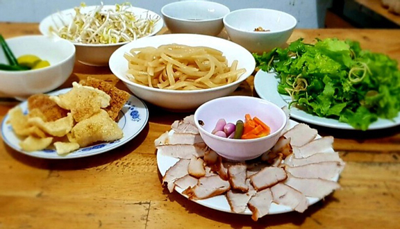 Chị Minh - Cao Lầu & Mì Xíu