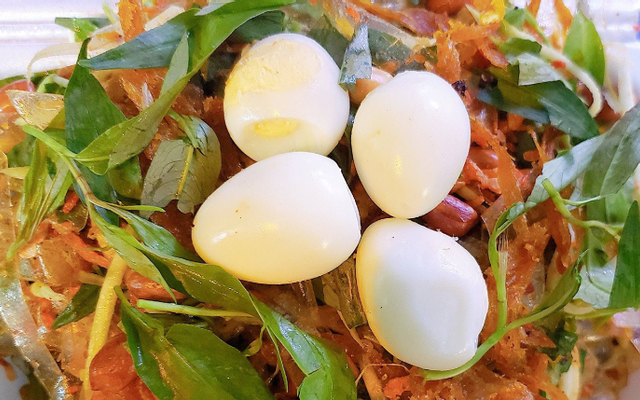 Bánh Tráng Trộn Cô Dư - Nguyễn Trung Ngạn