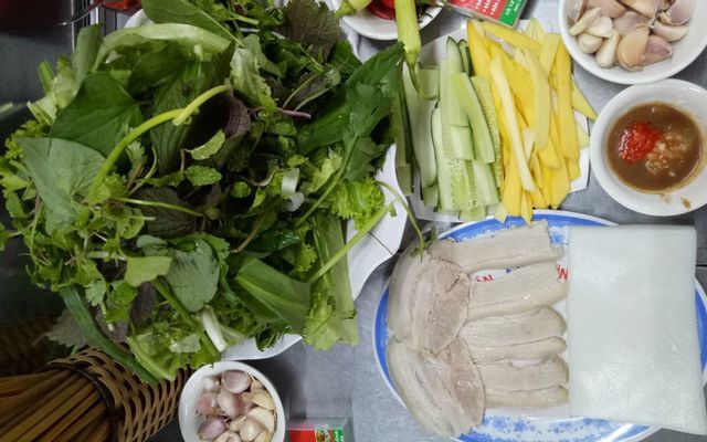 Cô Huế Chợ Cồn - Bánh Tráng Thịt Heo & Mắm Nêm Pha Sẵn