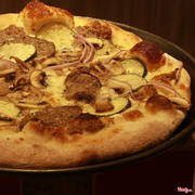 Pizza Tươi Full House - Đào Duy Từ Ở Quận Hoàn Kiếm, Hà Nội | Foody.Vn