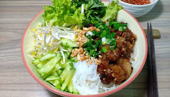 Cô Thanh - Bún Thịt Nướng - Chung Cư Ấn Quang