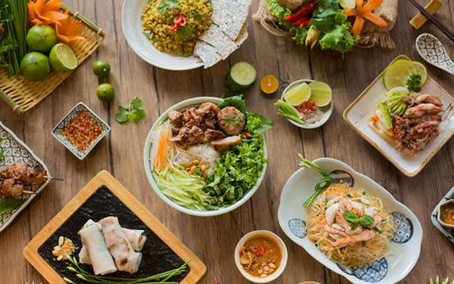 Trống Cơm - Vietnamese Casual Food - Cresent Mall
