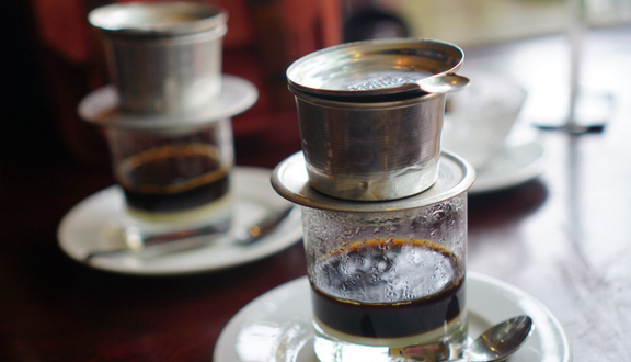 Rovina Coffee - Lê Quyên