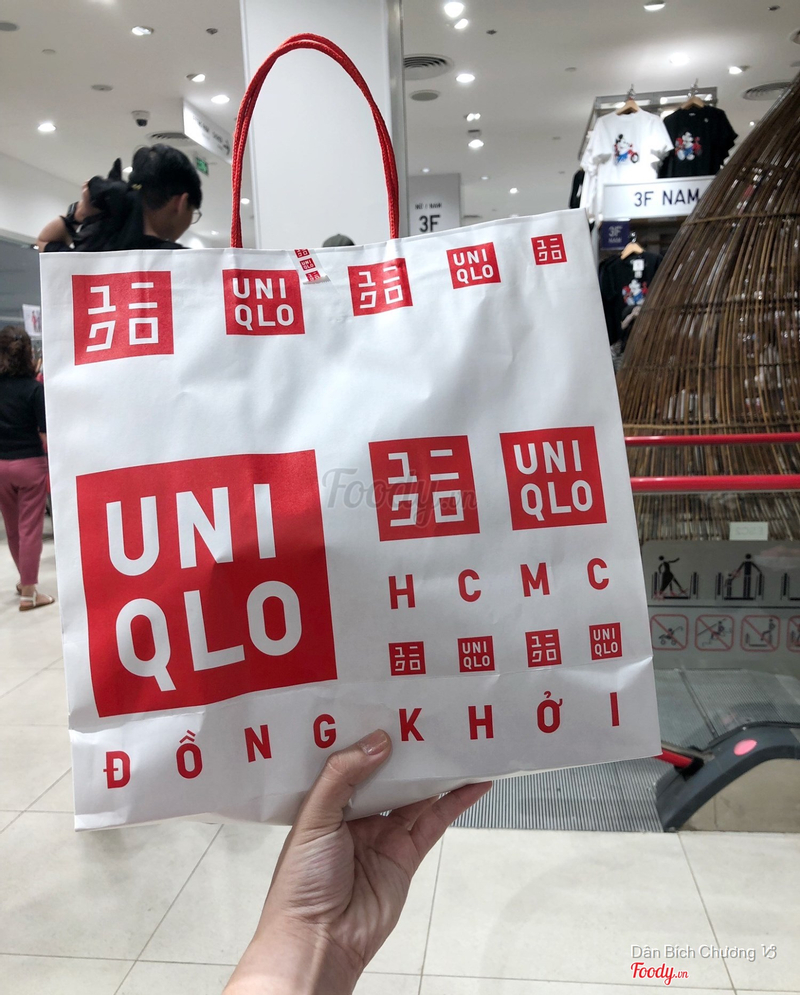 Vì sao quần áo Uniqlo chính hãng lại Made in Vietnam