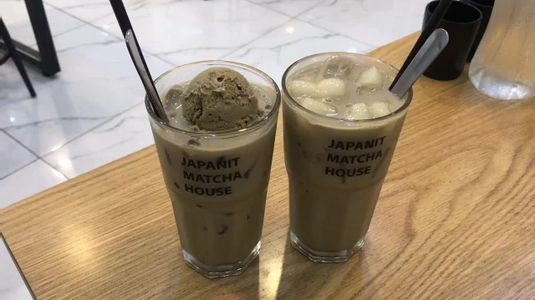 Japanit Matcha & Coffee House -***
