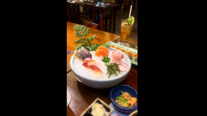 Yen Sushi & Sake Pub -***