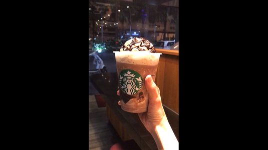 Starbucks Coffee - Hồng Hà
