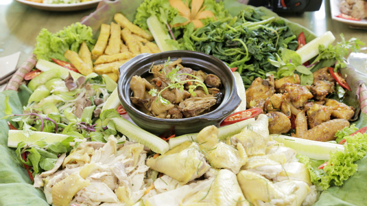 Nức lòng "HƯƠNG VỊ DÂN DÃ" ở nhà hàng nổi danh với các món đồng quê Việt