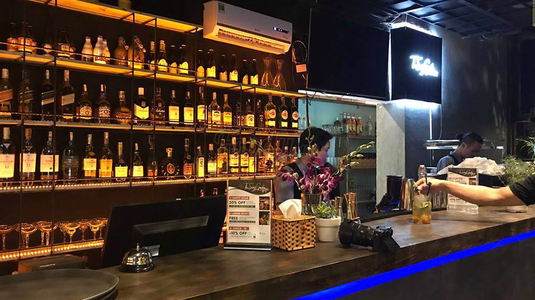 Ngắm Đà Nẵng lên đèn lung linh ở "ROOFTOP PUB - CAFE" mới toanh view sông Hàn]