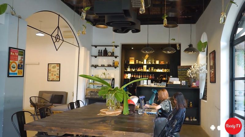 The Open Space - Bakery & Coffee - Võ Thị Sáu Ở Quận 3, Tp. Hcm | Foody.Vn